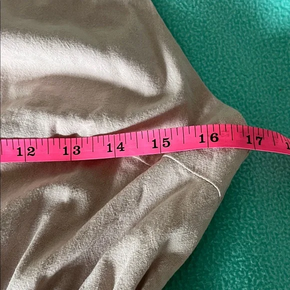 Smoke WOMEN’s Beige Sleeveless Smocked Tunic Top Size Medium NWT - Picture 5 of 9